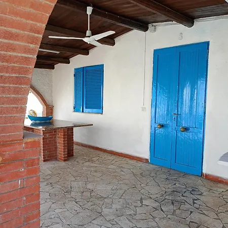 Blu Angel Appartement Lido dei Pini Buitenkant foto